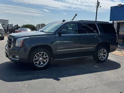 Used 2019 GMC Yukon SLT image 4