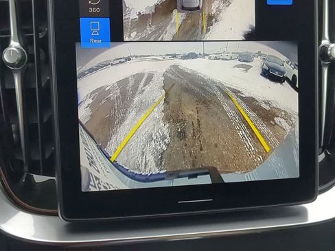 Certified 2026 Volvo XC90 B6 Plus w/ Protection Package Premier image 30