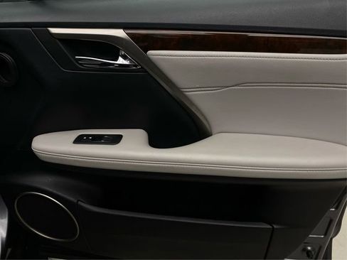 Used 2019 Lexus RX 350 AWD w/ Navigation Package image 27