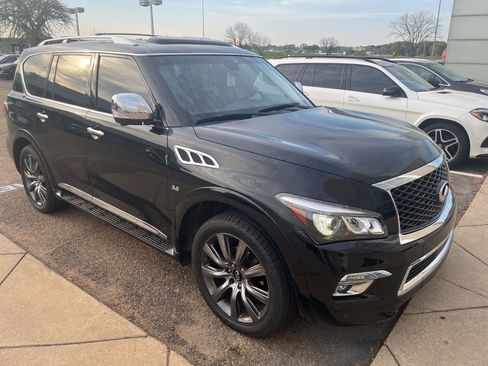 Used 2017 INFINITI QX80 Signature Edition image 6