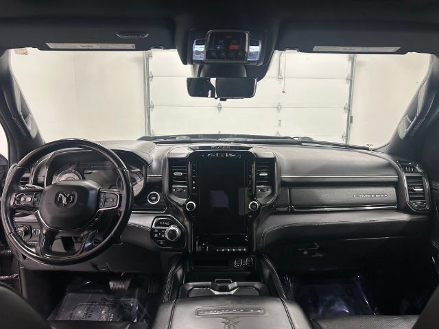 Used 2022 RAM 1500 Limited AWD/4WD image 39