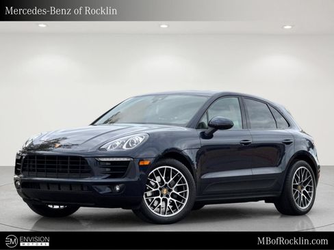 Used 2018 Porsche Macan AWD/4WD image 1