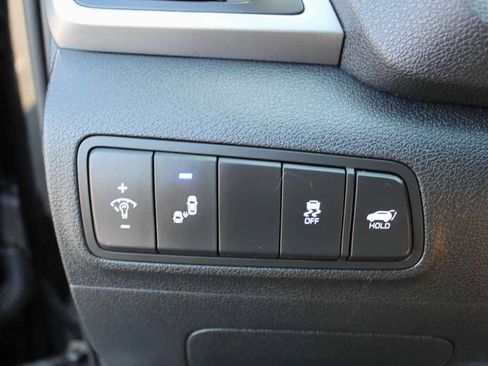 Used 2018 Hyundai Tucson Value AWD/4WD image 13