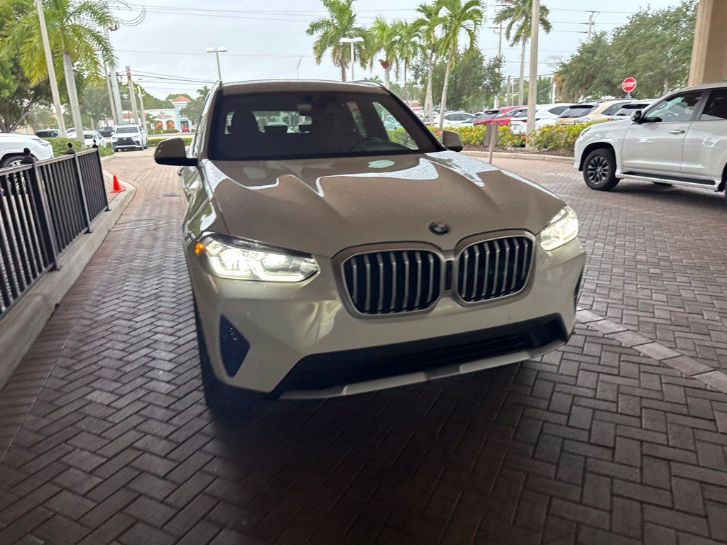 Used 2024 BMW X3 xDrive30i w/ Convenience Package w/ZPA AWD/4WD image 3