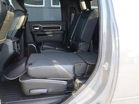 Used 2026 RAM 2500 Laramie w/ Night Edition image 21