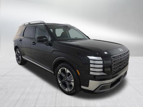Used 2026 Hyundai Palisade Limited AWD/4WD image 3