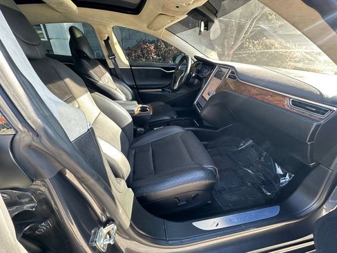 Used 2016 Tesla Model S P90D image 11