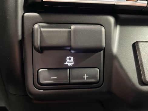 Used 2022 Chevrolet Silverado 1500 RST w/ Z71 Off-Road Package image 38