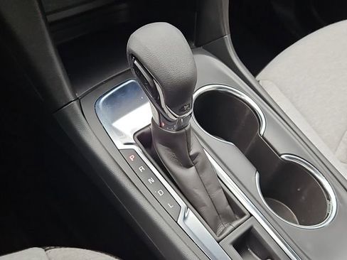 Used 2024 Chevrolet Equinox LS FWD image 21