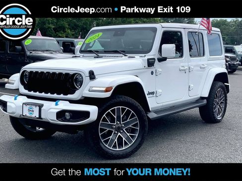 Used 2024 Jeep Wrangler High Altitude AWD/4WD image 1