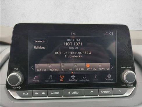 Used 2023 Nissan Rogue SV AWD/4WD image 19