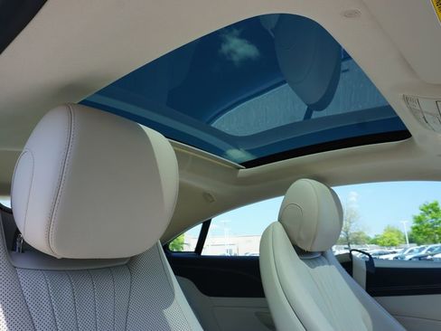 Used 2022 Mercedes-Benz E 450 Coupe image 44