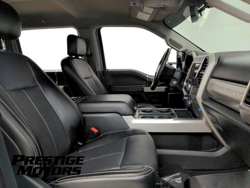 Used 2021 Ford F250 Lariat w/ Lariat Value Package AWD/4WD image 27