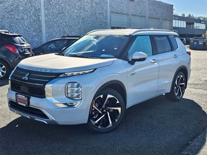 New 2025 Mitsubishi Outlander SEL