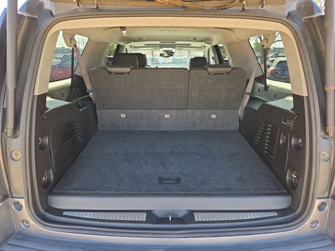 Used 2019 GMC Yukon XL SLT image 12