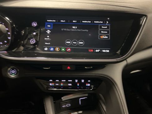 Certified 2023 Buick Envision Avenir image 16