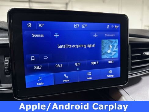 Used 2023 Ford Explorer XLT image 13