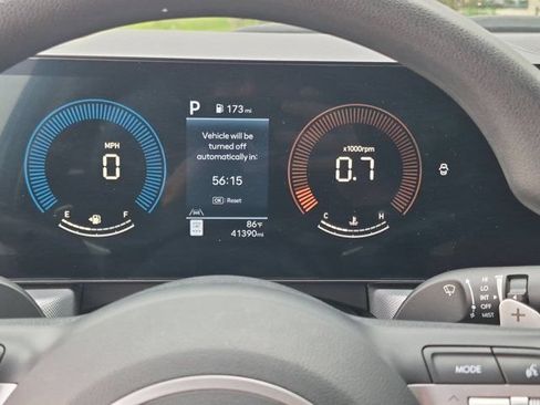 Used 2025 Hyundai Sonata SEL FWD image 16