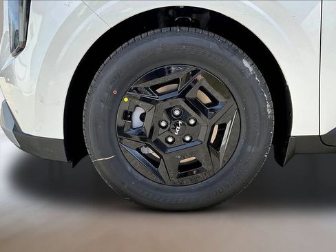 New 2026 Kia Carnival FWD image 11