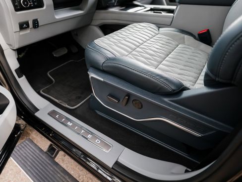 Used 2024 Ford F250 Limited image 14