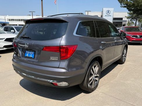 Used 2016 Honda Pilot Touring image 4