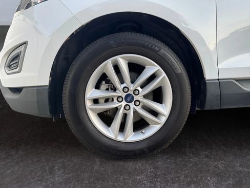 Used 2018 Ford Edge SEL FWD image 15