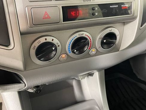 Used 2005 Toyota Tacoma PreRunner w/ TRD Off-Road Pkg #2 RWD image 8