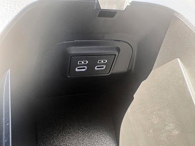 Used 2025 Toyota RAV4 XLE w/ Convenience Package AWD/4WD image 21