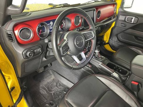 Used 2021 Jeep Wrangler Unlimited Rubicon AWD/4WD image 3
