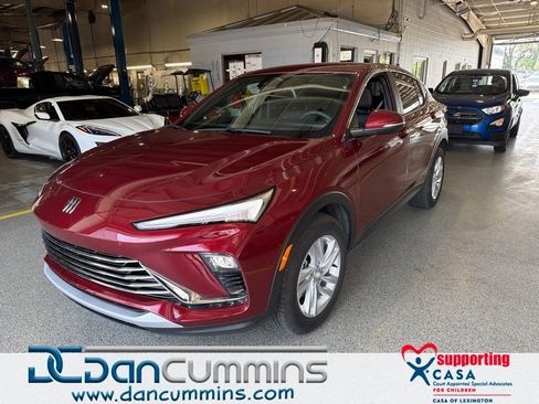 Used 2025 Buick Envista Preferred FWD image 1