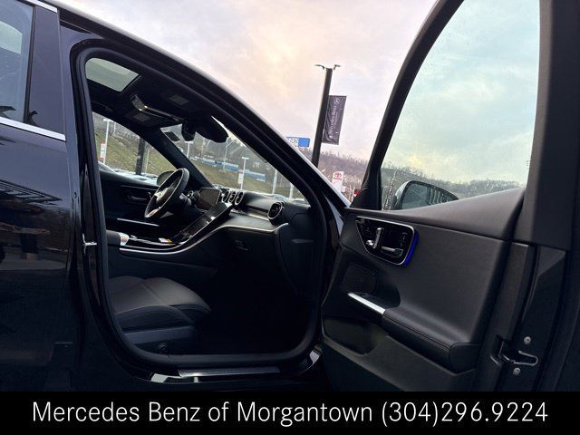 Used 2024 Mercedes-Benz C 300 4MATIC Sedan image 24