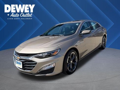 Used 2024 Chevrolet Malibu LT FWD image 1