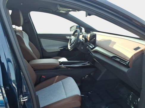 Used 2023 Volkswagen ID.4 Pro image 28