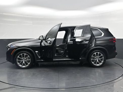 Used 2024 BMW X5 sDrive40i w/ Premium Package RWD image 38