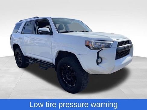 Used 2019 Toyota 4Runner SR5 Premium image 6