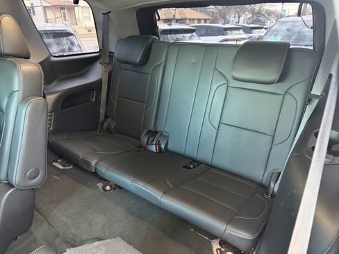 Used 2018 Chevrolet Tahoe LT image 13