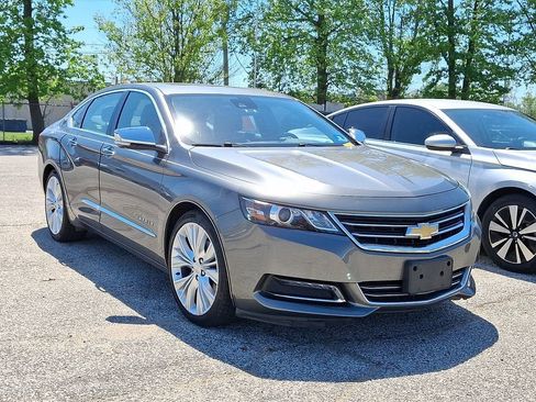 Used 2016 Chevrolet Impala LTZ w/ Enhanced Convenience Package FWD image 5