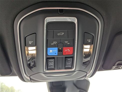 New 2026 Jeep Grand Cherokee Laredo image 24