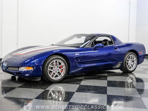 Used 2004 Chevrolet Corvette Z06 w/ Z06 Preferred Equipment Group image 6