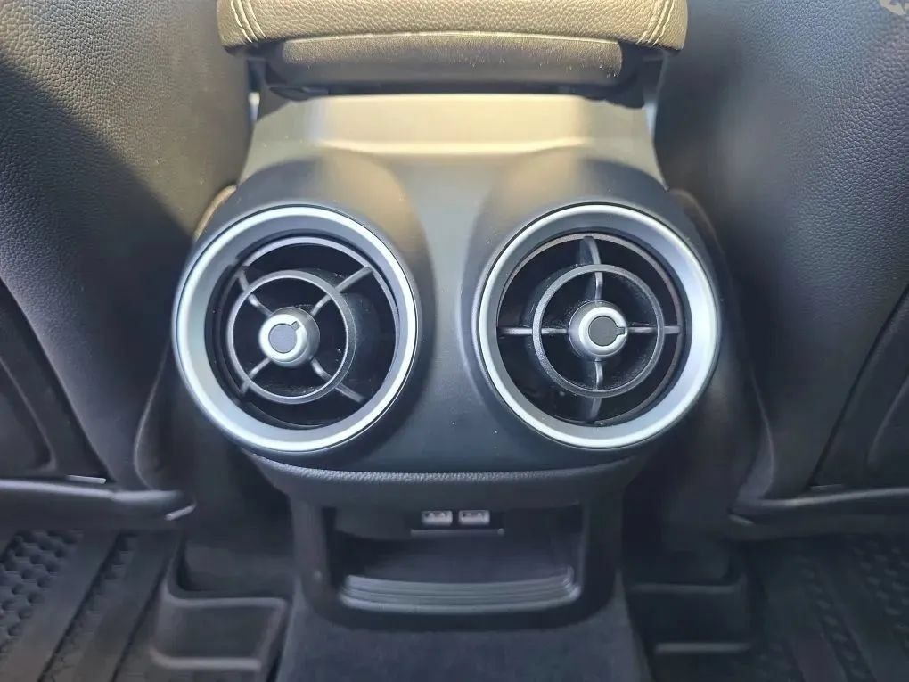 Used 2020 Alfa Romeo Stelvio Sport w/ Quick Order Package 22K Sport RWD image 42