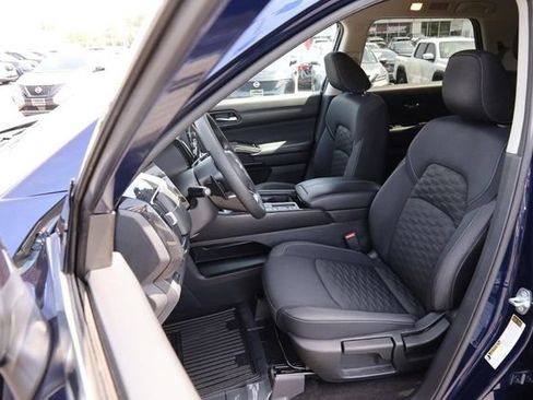 Certified 2022 Nissan Pathfinder S FWD image 7