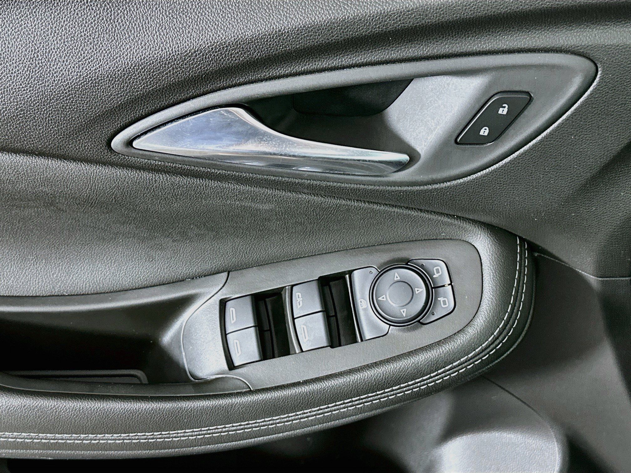 Used 2026 Buick Encore GX Preferred FWD image 15