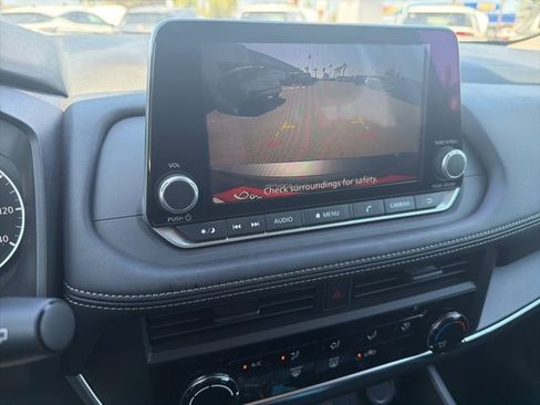 Certified 2025 Nissan Rogue S image 13