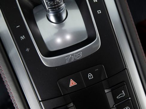 Certified 2024 Porsche 718 Cayman S RWD image 32