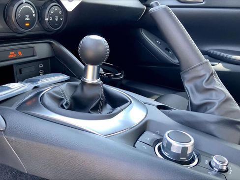 New 2026 MAZDA MX-5 Miata Sport RWD image 7