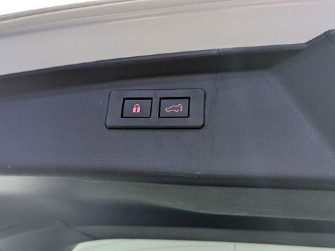 Used 2024 Subaru Outback Touring XT image 69