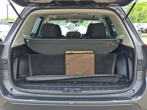 Used 2020 Subaru Forester Premium AWD/4WD image 29