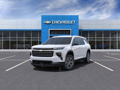 New 2025 Chevrolet Traverse LT w/ Driver Confidence Package image 45