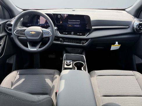 New 2026 Chevrolet Equinox LT FWD image 10
