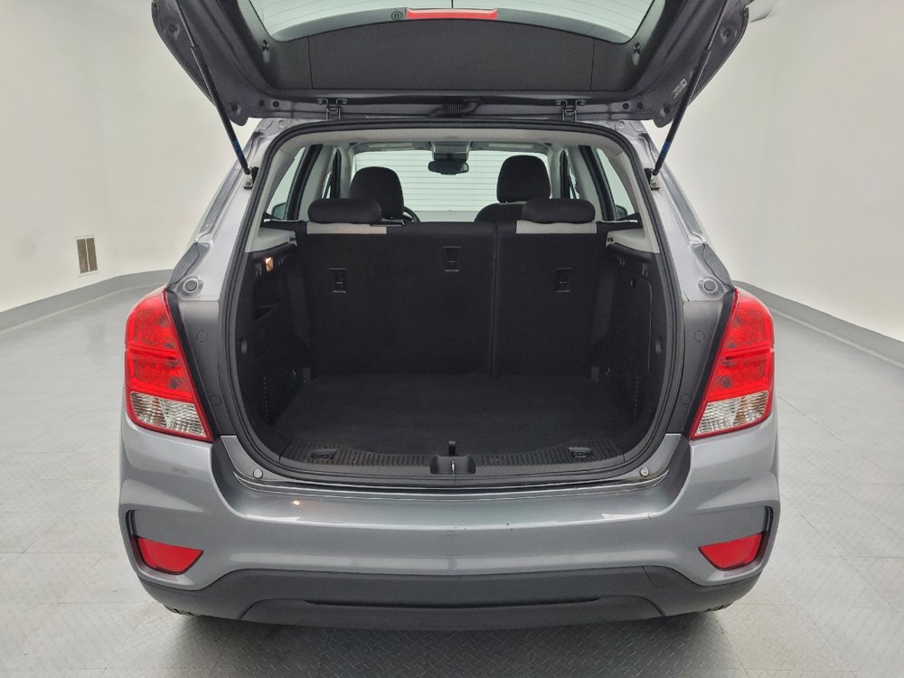 Used 2020 Chevrolet Trax LS FWD image 29